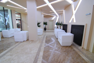 travertin-pardoseala-ansamblu-rezistential