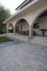 Travertin Classic Cross Cut, Periat și Dăltuit